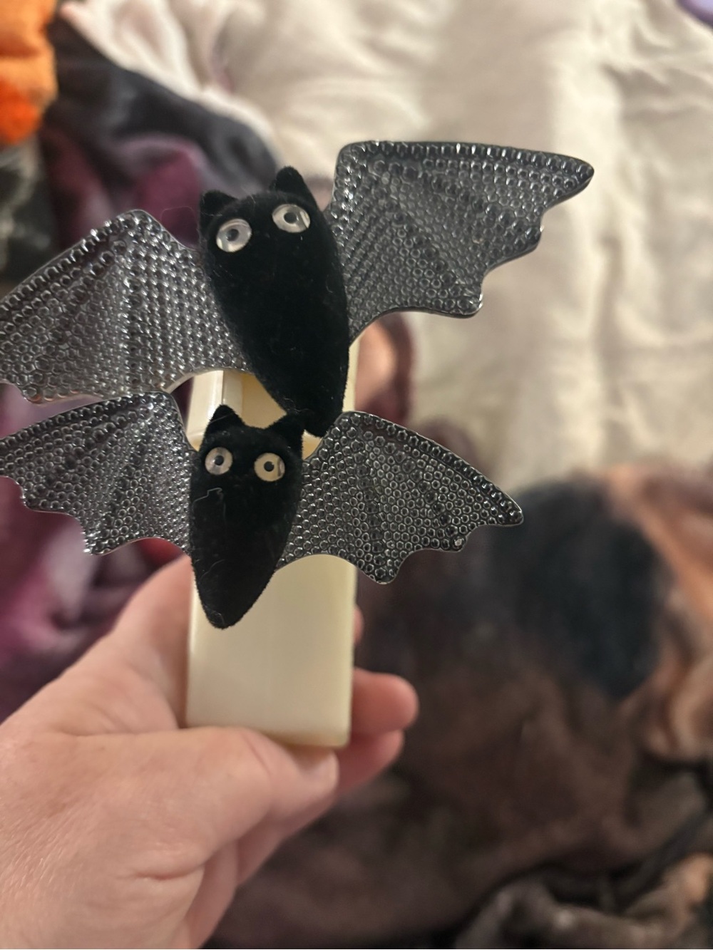 Bath & Body Works Halloween Black Flocked Bats Wallflower Plug In RARE Lights Up